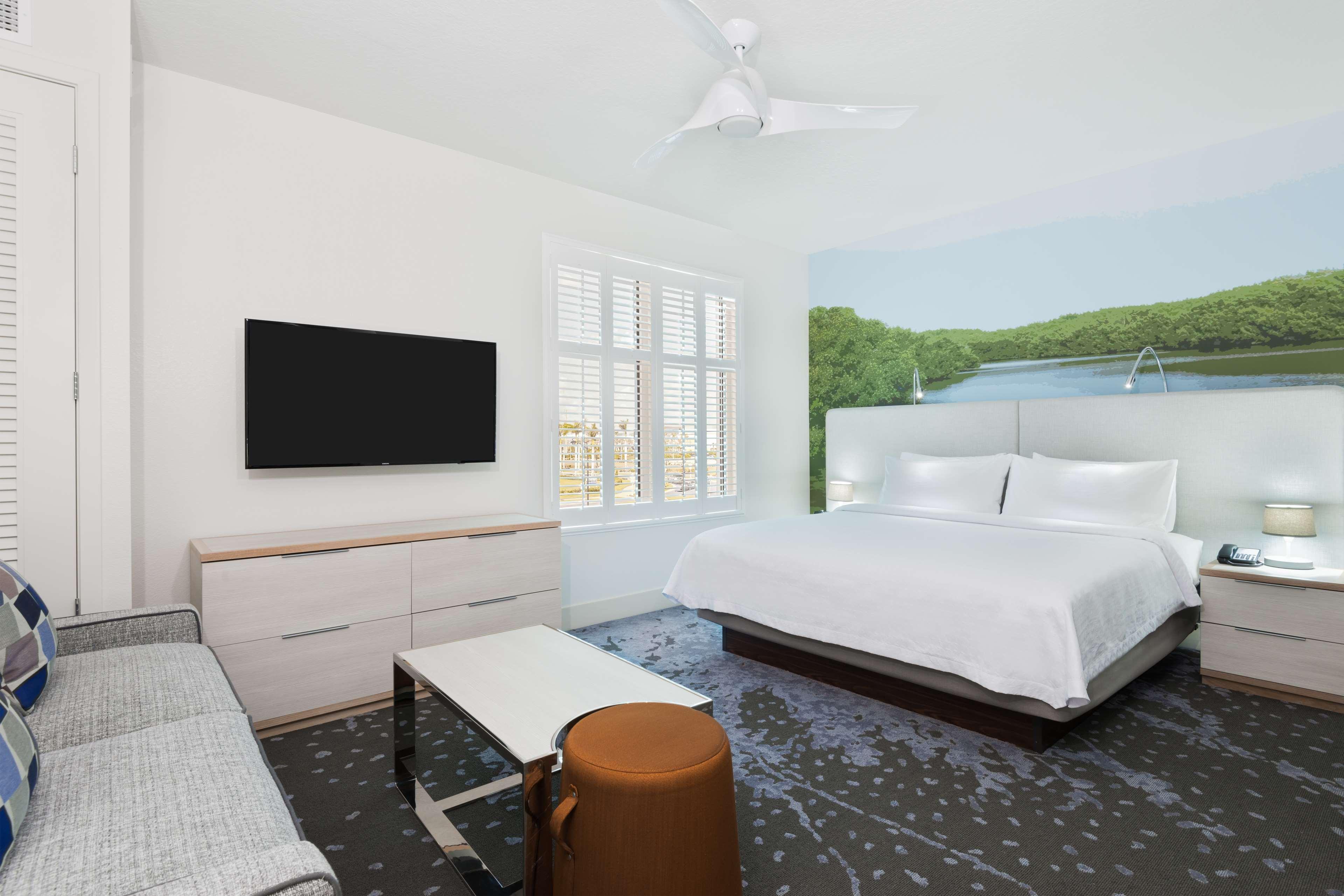 Homewood Suites By Hilton Sarasota-Lakewood Ranch The Meadows Exterior photo