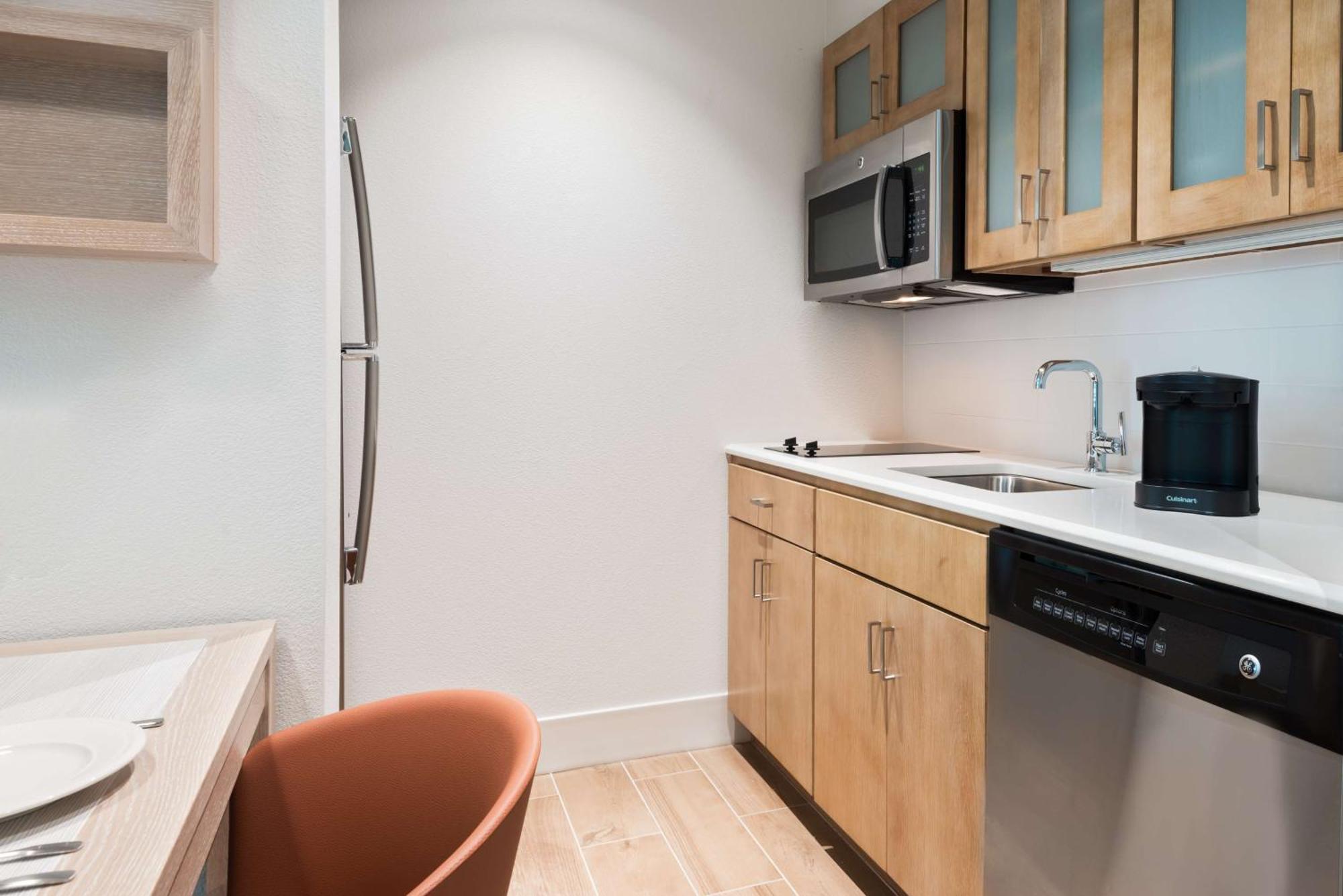 Homewood Suites By Hilton Sarasota-Lakewood Ranch The Meadows Exterior photo